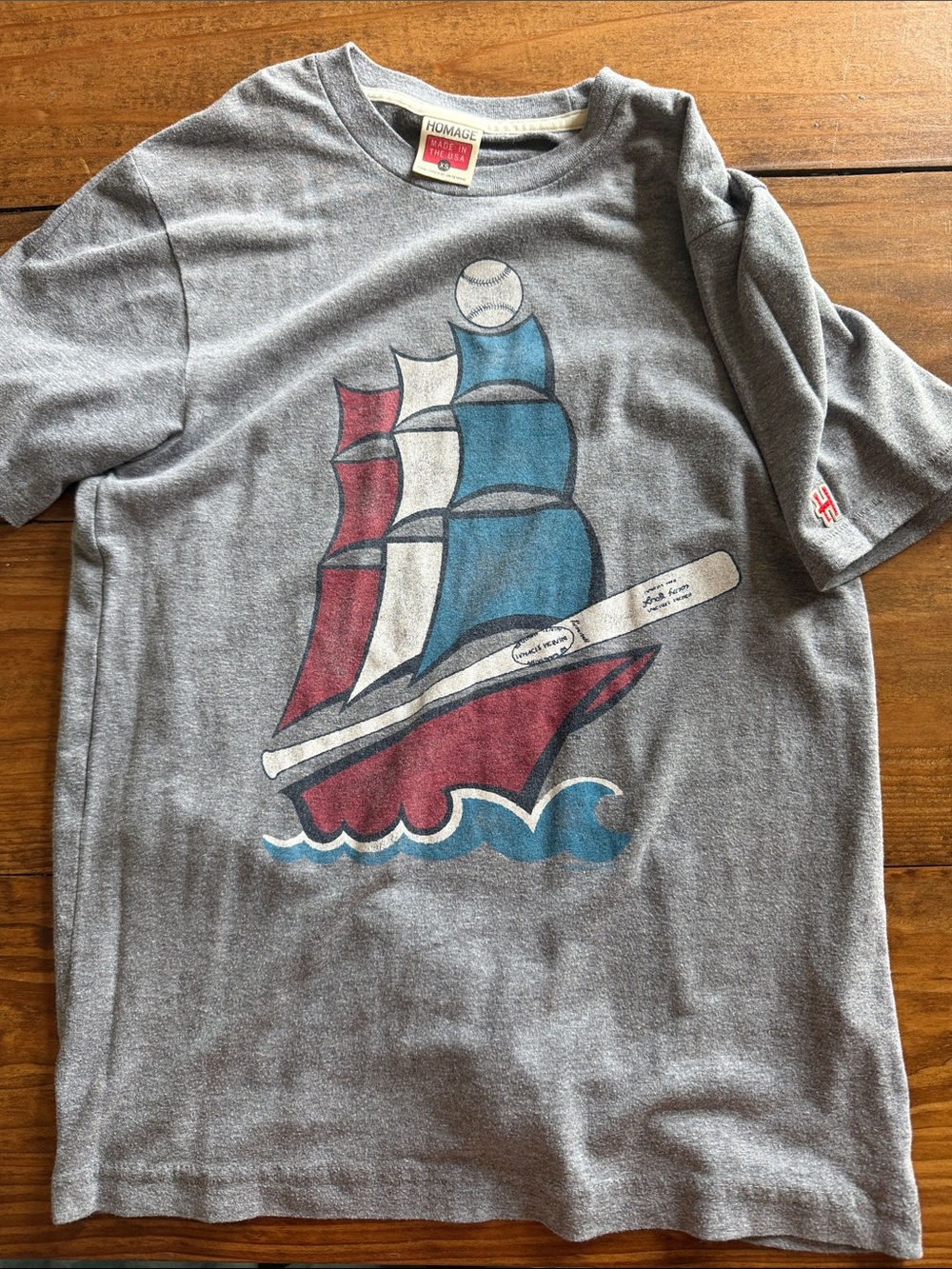 Homage men’s Columbus clippers T-Shirt - Red & Blue